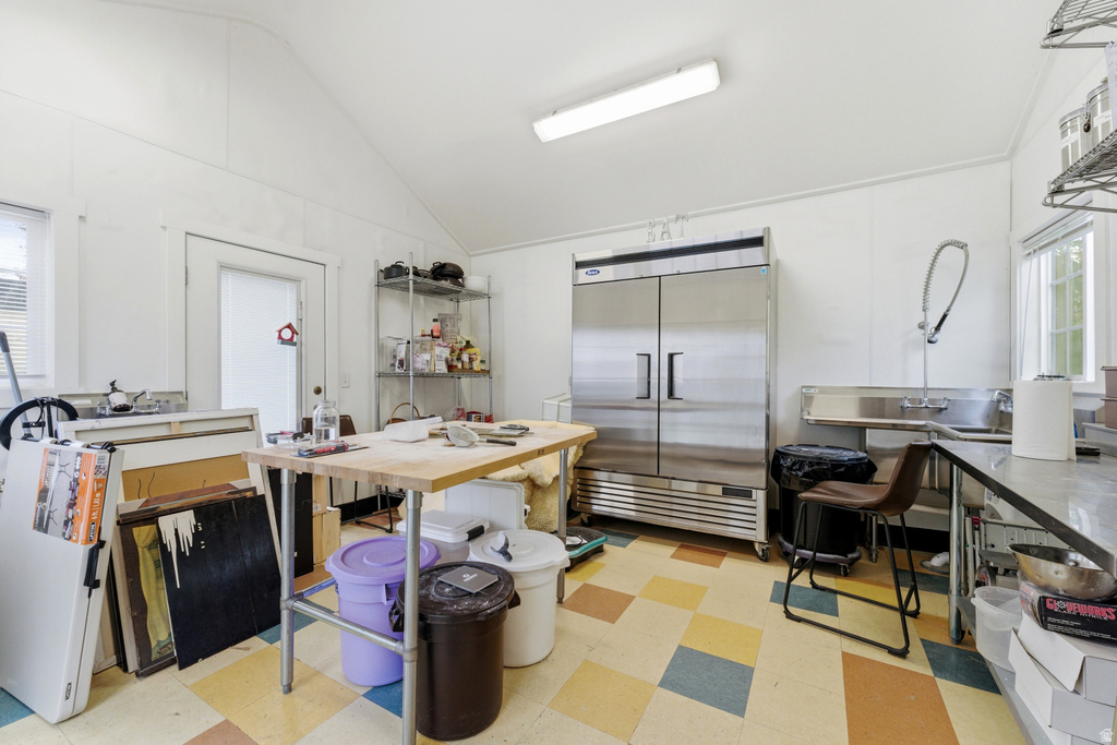 1326 S GREEN ST Salt Lake City, UT 84105