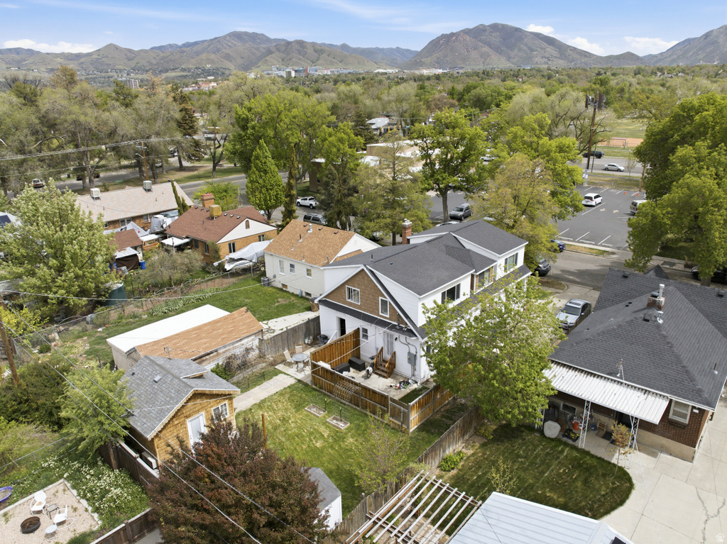 1326 S GREEN ST Salt Lake City, UT 84105