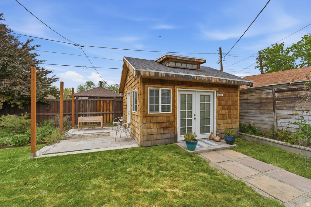 1326 S GREEN ST Salt Lake City, UT 84105