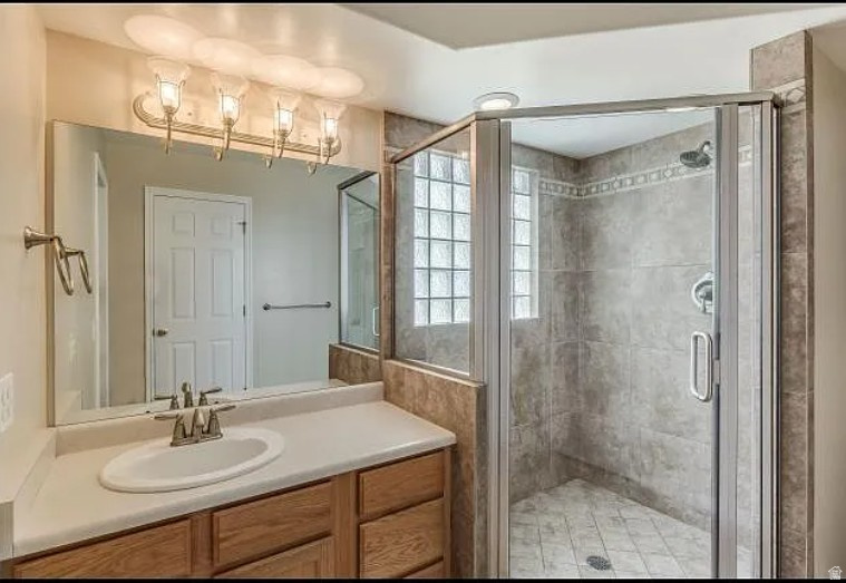 8872 S STONE VISTA LN West Jordan, UT 84081