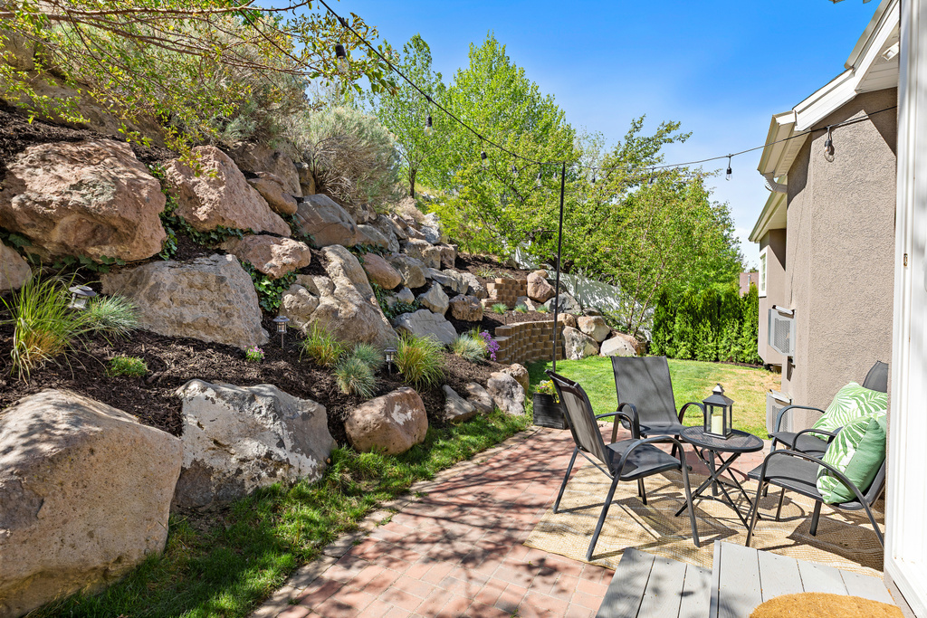 394 E BREWSTER DR Draper, UT 84020