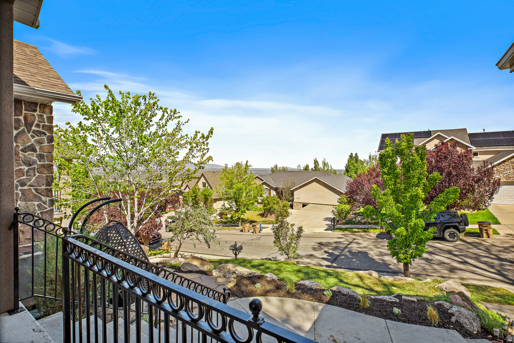 394 E BREWSTER DR Draper, UT 84020