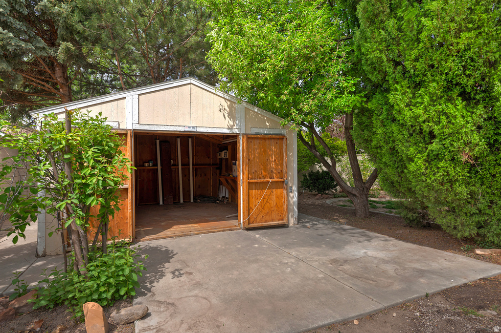 1506 W MISTY FEN WAY West Jordan, UT 84088