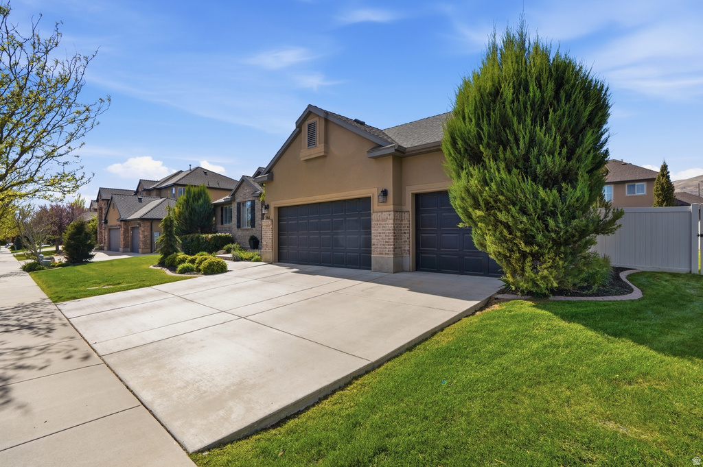 361 E LOVE LN Lehi, UT 84043