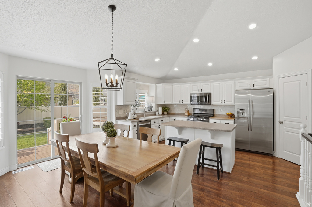 361 E LOVE LN Lehi, UT 84043