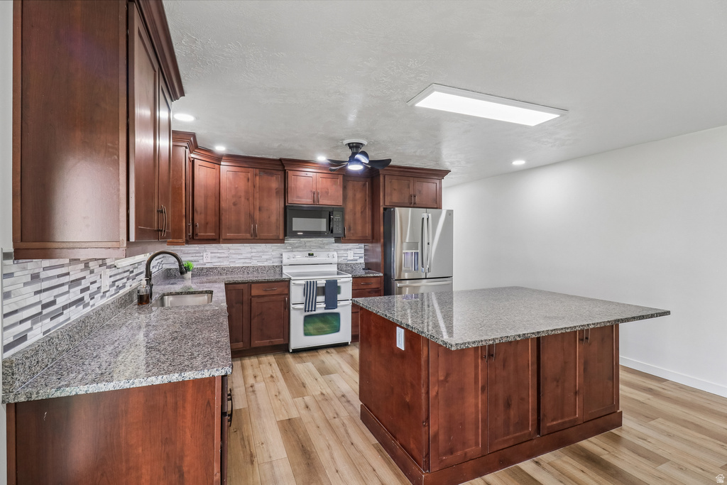 2668 W HORSESHOE CIR South Jordan, UT 84095