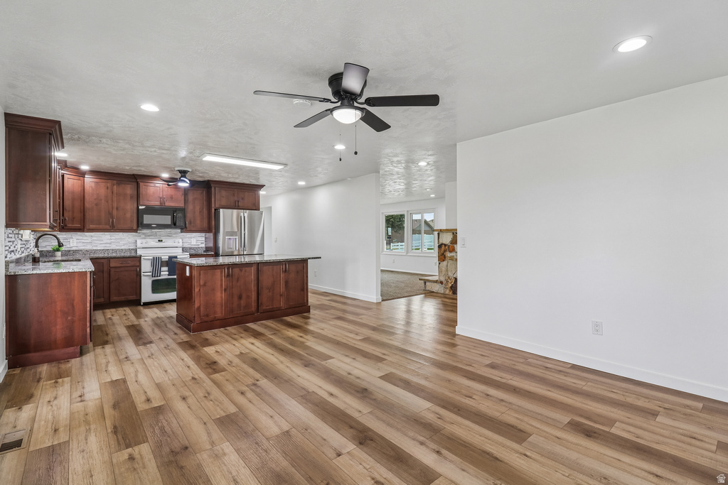 2668 W HORSESHOE CIR South Jordan, UT 84095