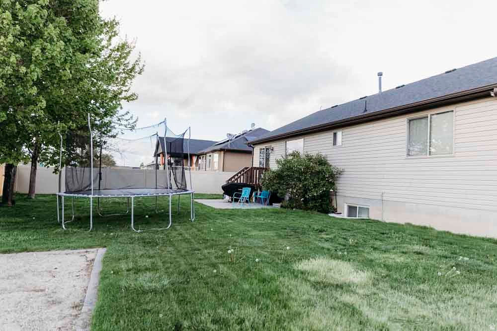 5655 S 4525 W Hooper, UT 84315