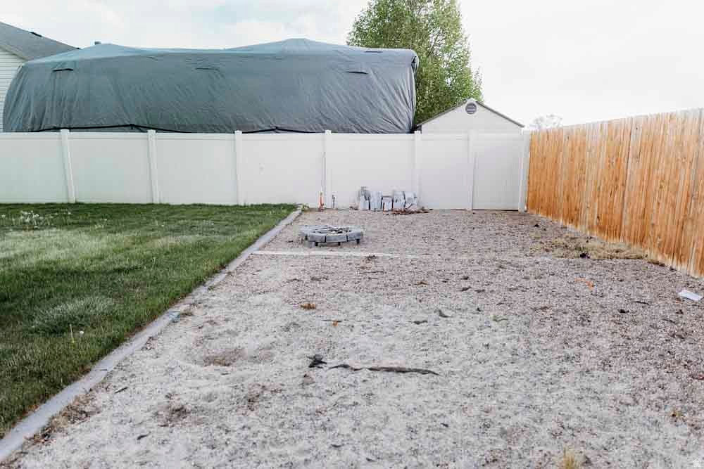 5655 S 4525 W Hooper, UT 84315