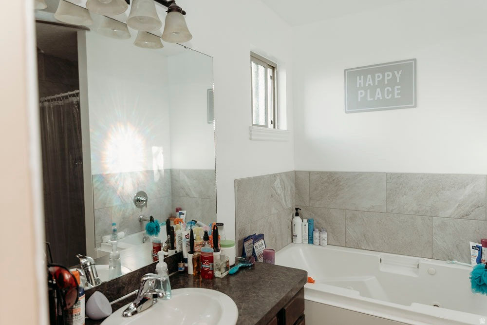 5655 S 4525 W Hooper, UT 84315