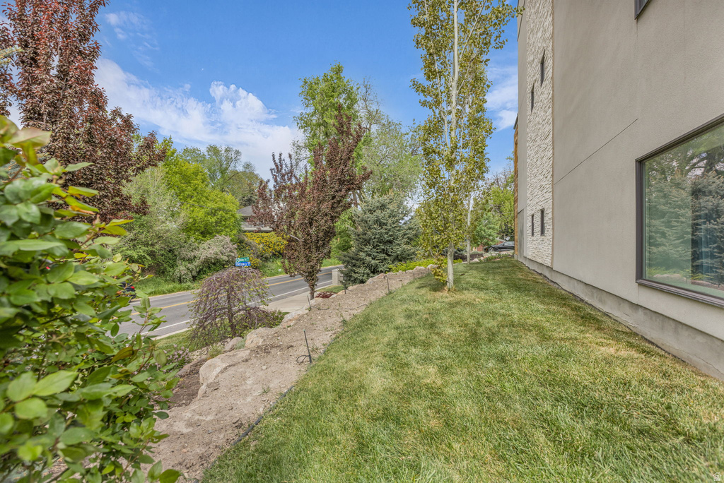 1846 E ORCHARD HOLLOW LN Holladay, UT 84124