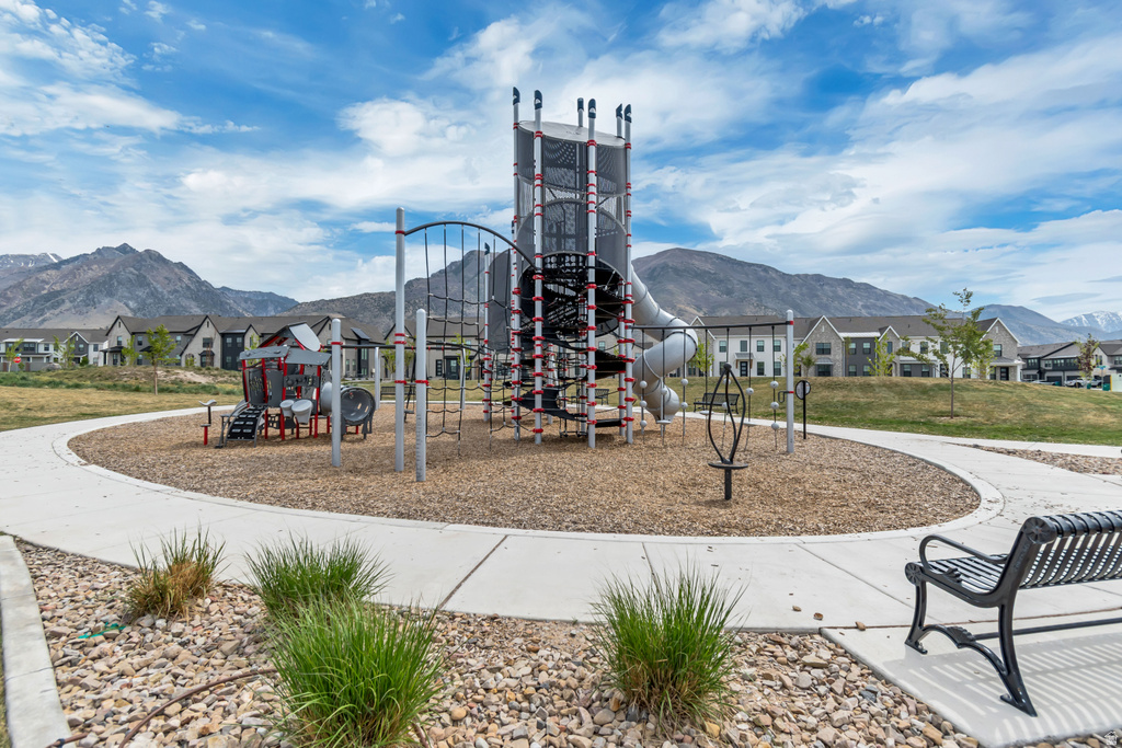 10036 N LIMESTONE WAY Highland, UT 84003