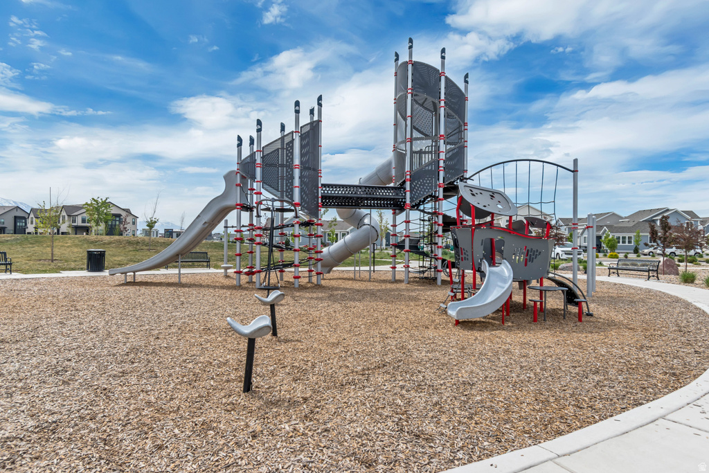 10036 N LIMESTONE WAY Highland, UT 84003