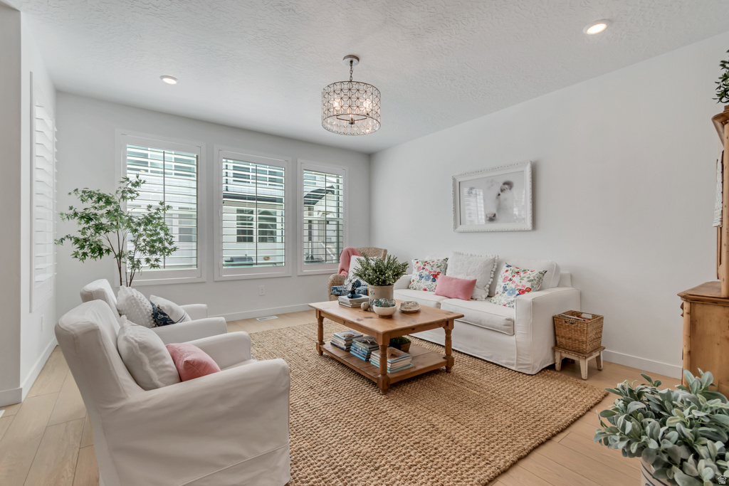 10036 N LIMESTONE WAY Highland, UT 84003