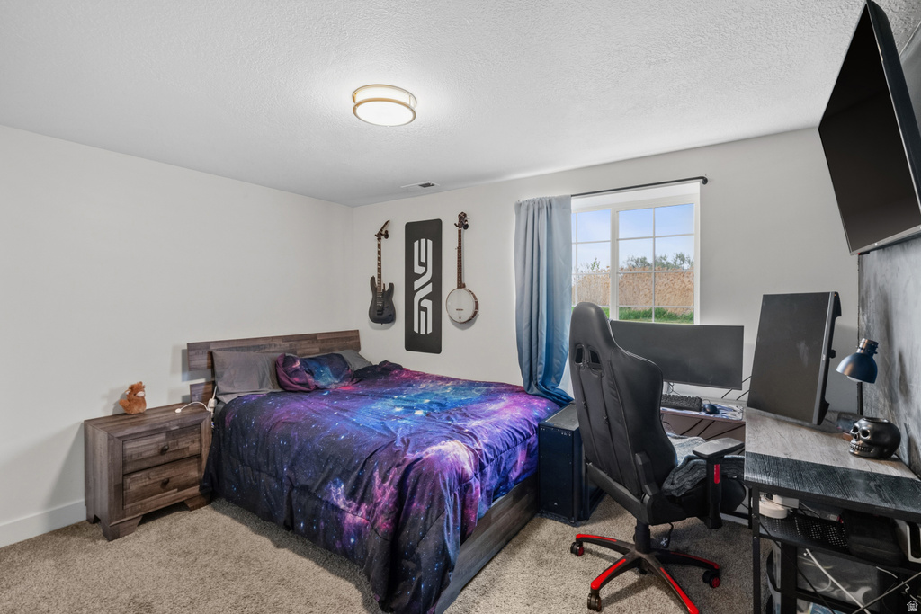 2574 W 1900 N Farr West, UT 84404