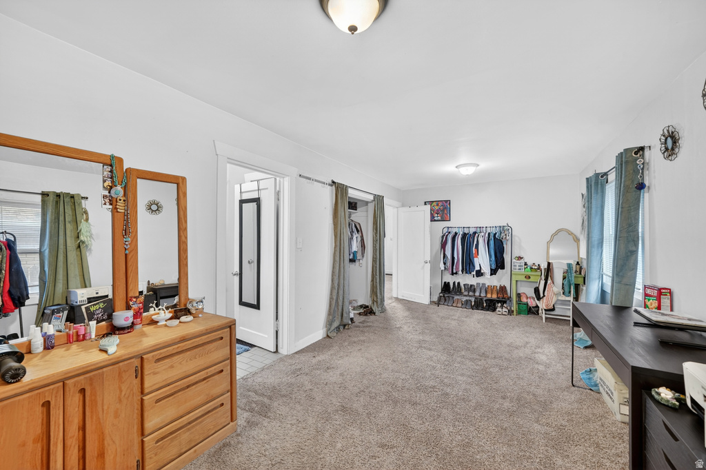 829 E ELM AVE Salt Lake City, UT 84106