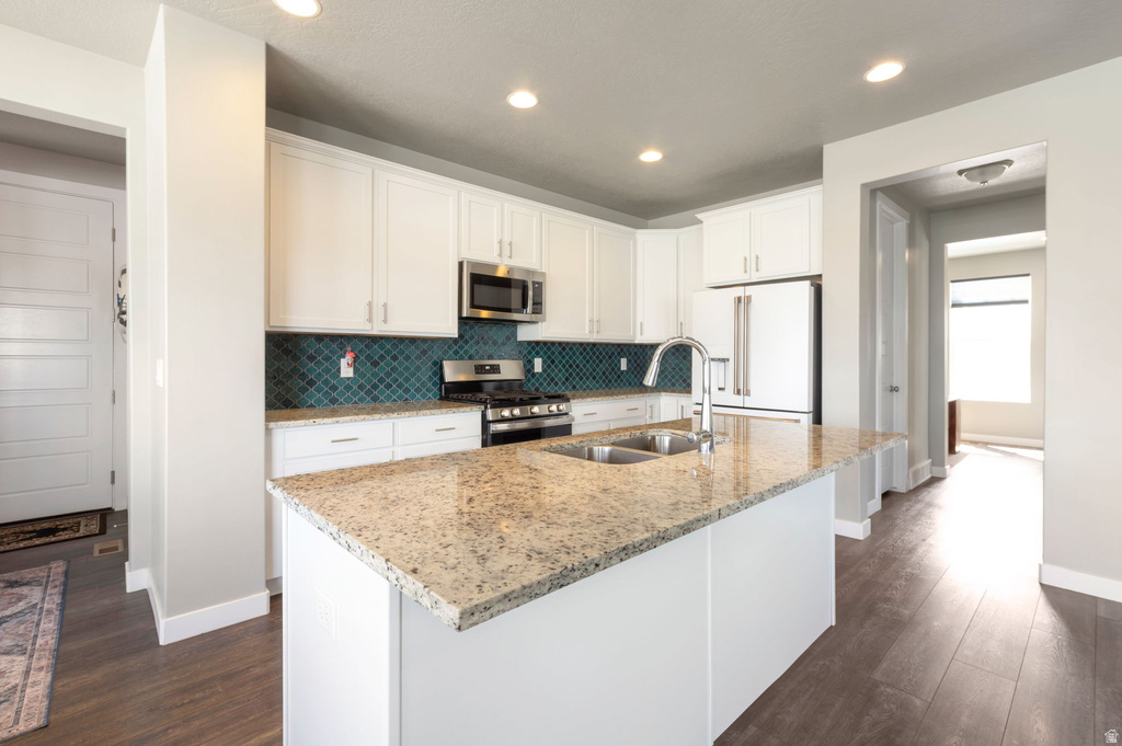 2949 S GRAHAM PEAK DR Magna, UT 84044