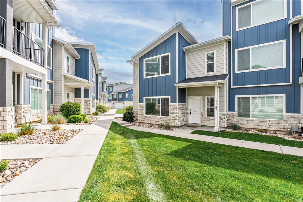 1147 N HAIGHT CREEK LOOP Farmington, UT 84025