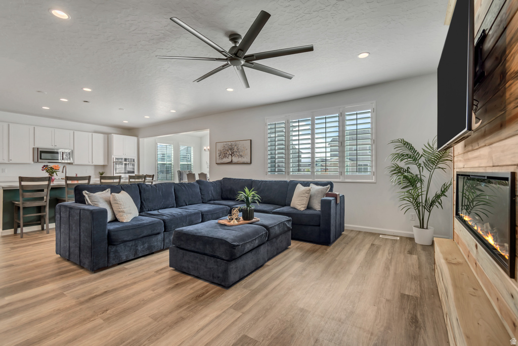 1046 E BLAZING SUN DR #324 Eagle Mountain, UT 84005