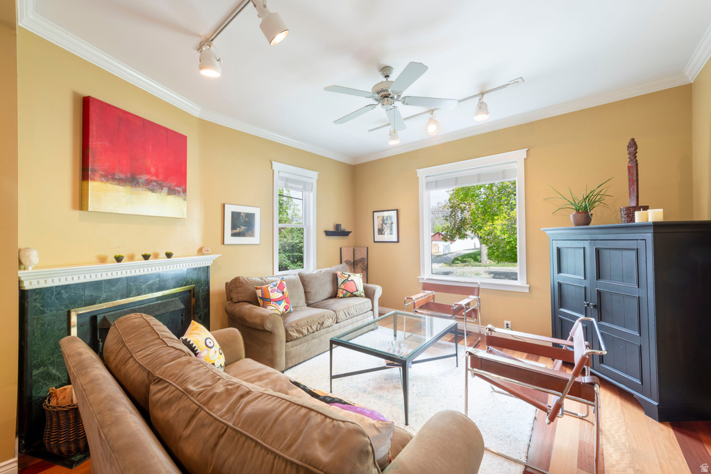 1122 E WESTMINSTER AVE Salt Lake City, UT 84105