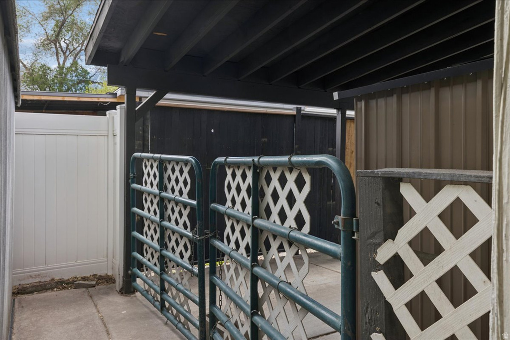 962 N LA VERDE Layton, UT 84041