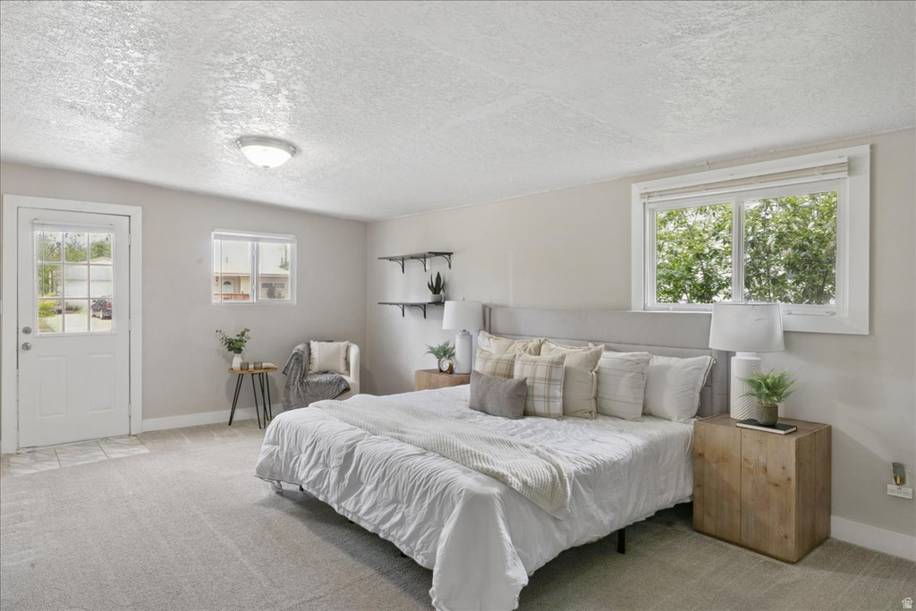 962 N LA VERDE Layton, UT 84041