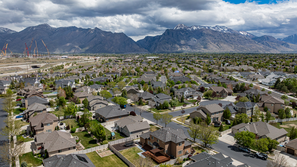 333 E CLAY LN Lehi, UT 84043