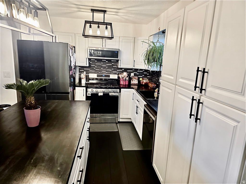 2897 W 5875 S Roy, UT 84067