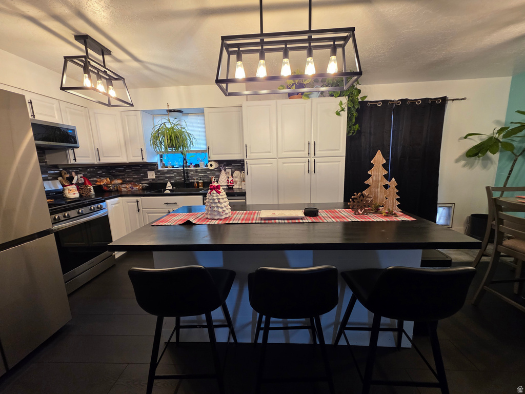 2897 W 5875 S Roy, UT 84067