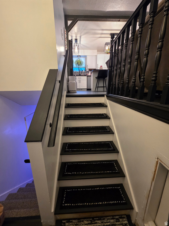 2897 W 5875 S Roy, UT 84067