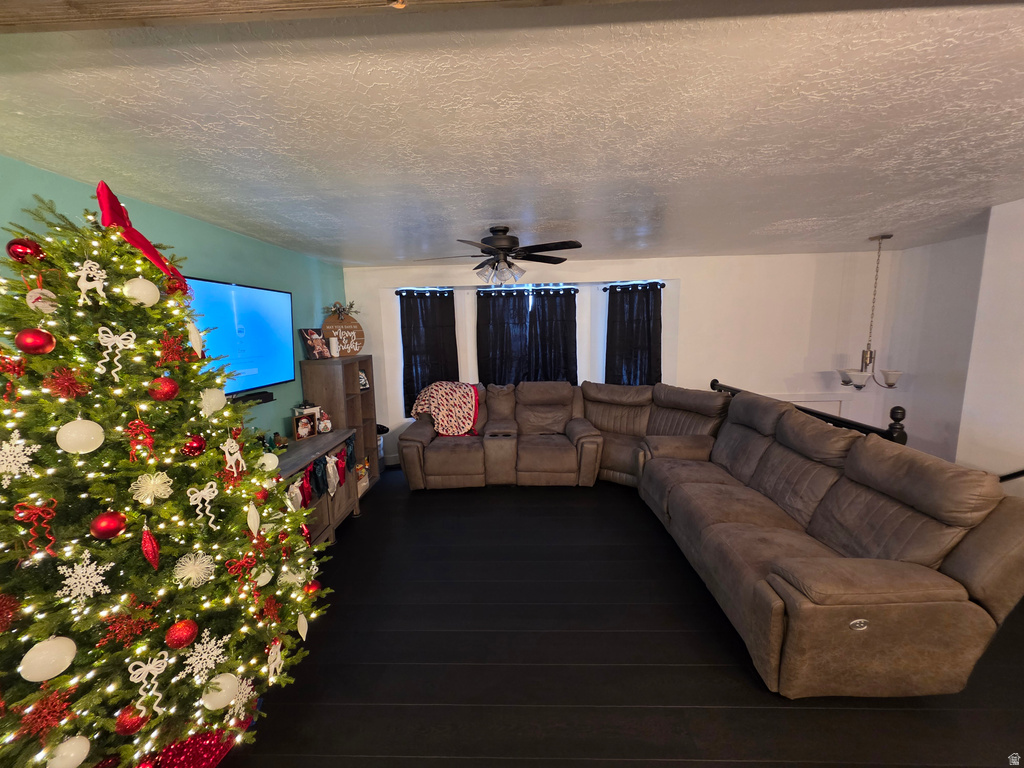 2897 W 5875 S Roy, UT 84067