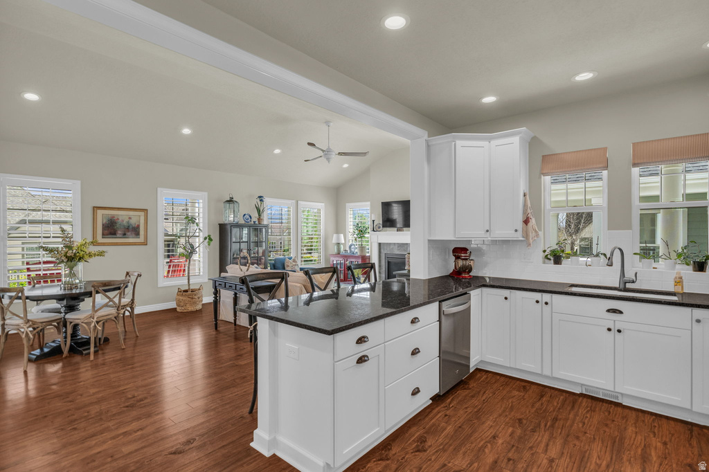 4974 W RADICCHIO DR South Jordan, UT 84095