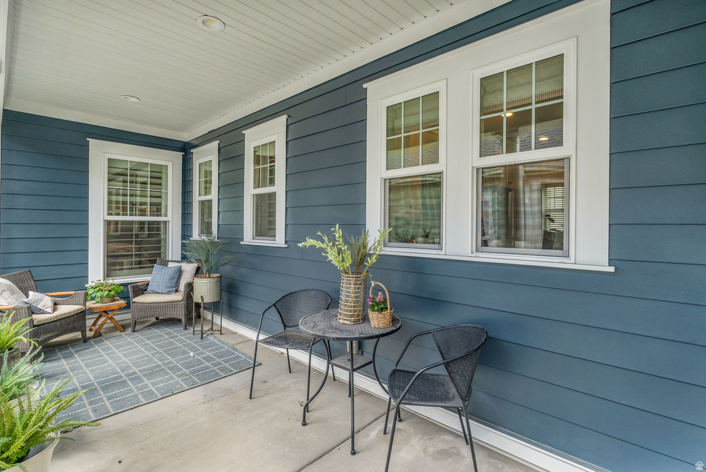 4974 W RADICCHIO DR South Jordan, UT 84095