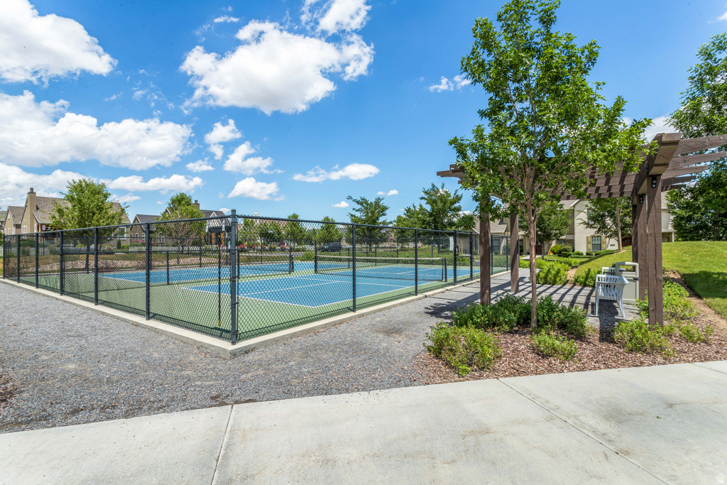 4974 W RADICCHIO DR South Jordan, UT 84095