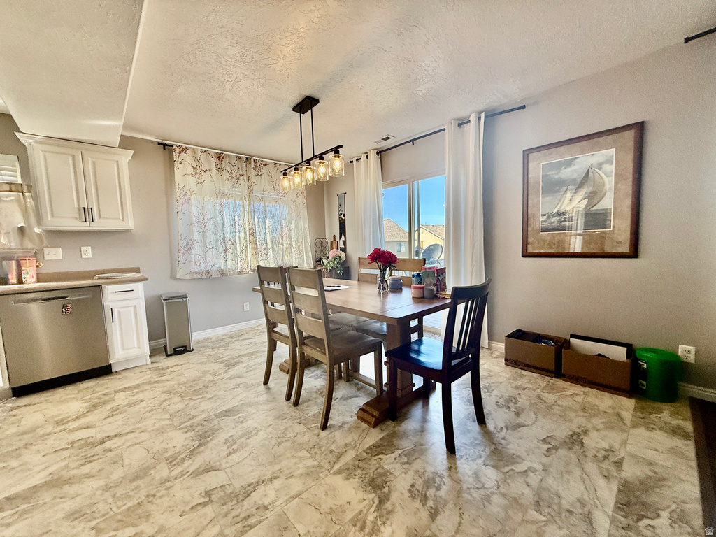 1819 N CLARK DR Layton, UT 84041