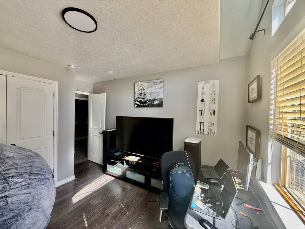 1819 N CLARK DR Layton, UT 84041