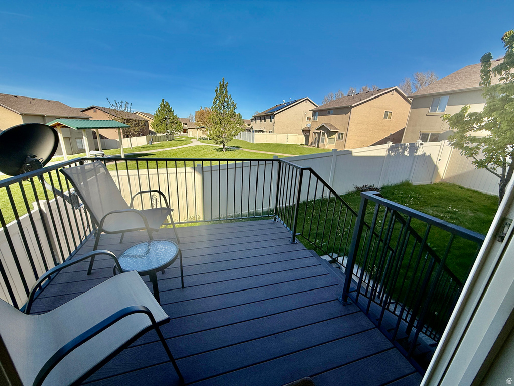 1819 N CLARK DR Layton, UT 84041