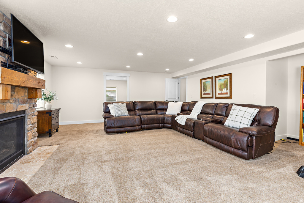 1965 W SILVER LEAF DR Mapleton, UT 84664