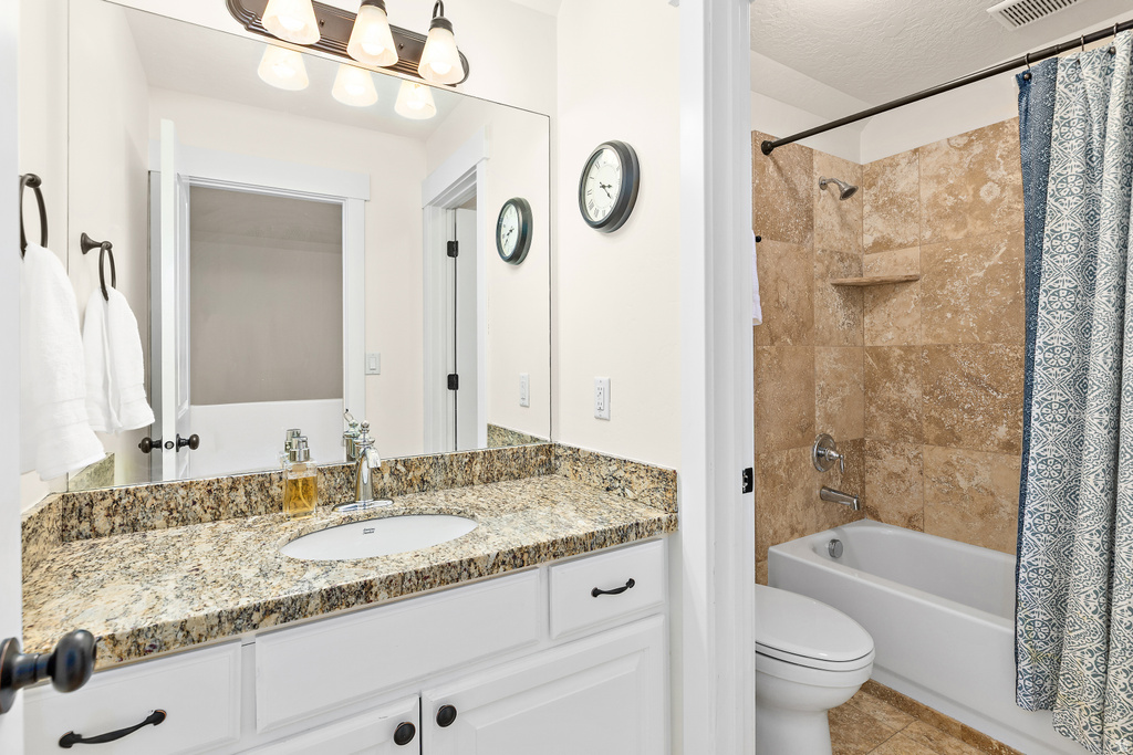 1965 W SILVER LEAF DR Mapleton, UT 84664