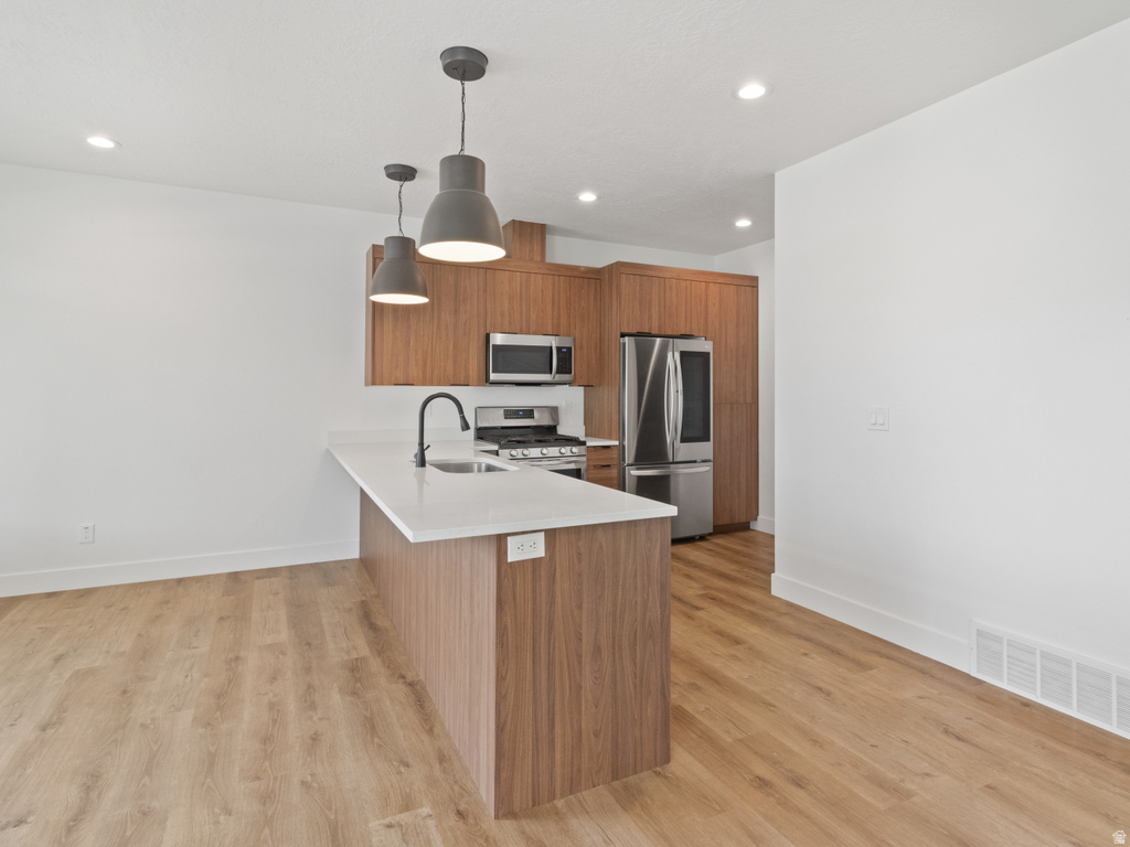 130 E 7085 S #3 Midvale, UT 84047