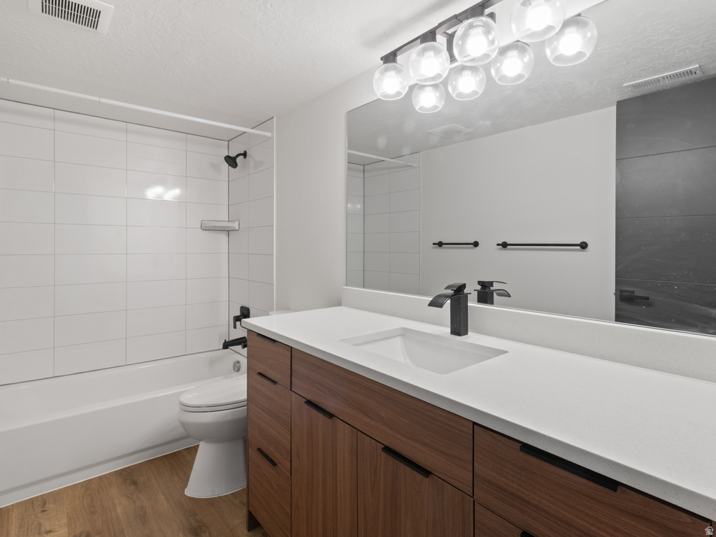 130 E 7085 S #3 Midvale, UT 84047