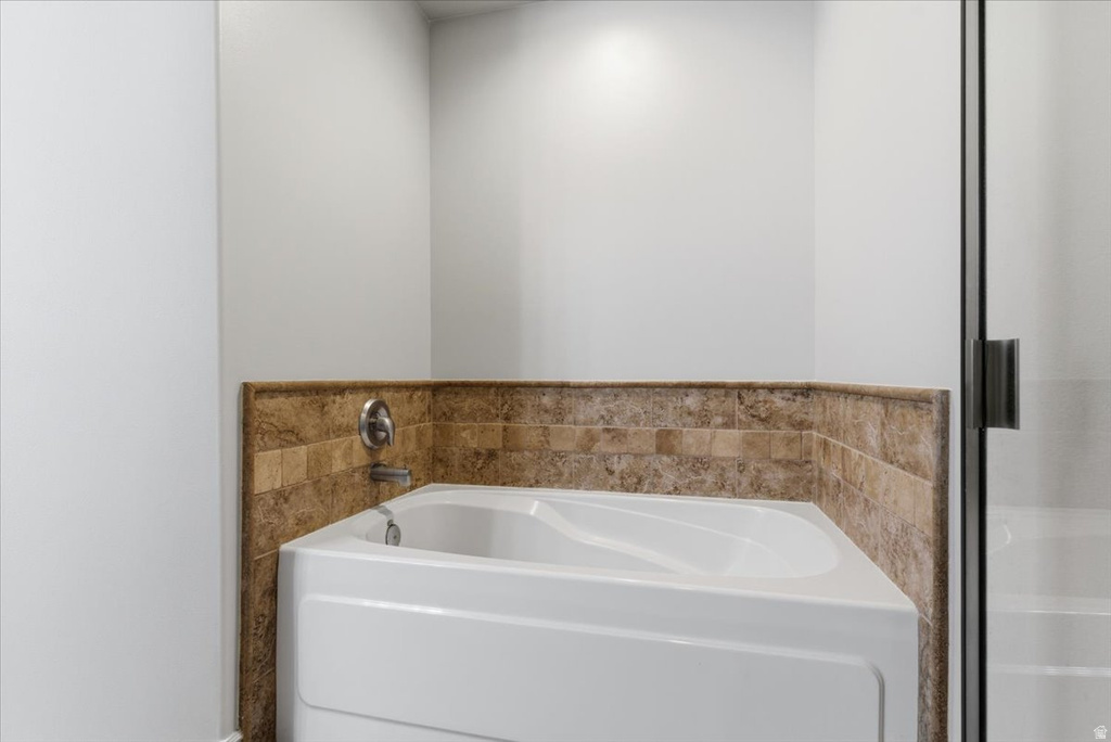 4444 S CROSS CREEK RD ##19B West Haven, UT 84401