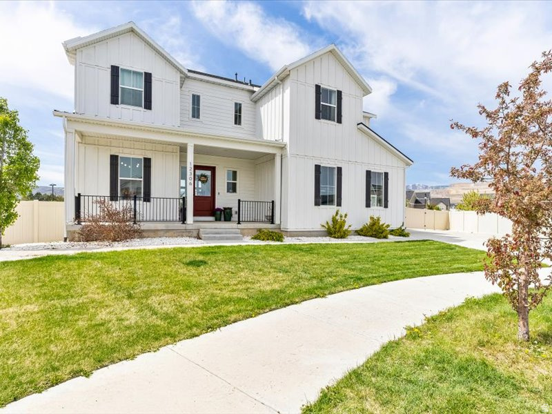 12306 S ELENA CANYON COVE Herriman, UT 84096