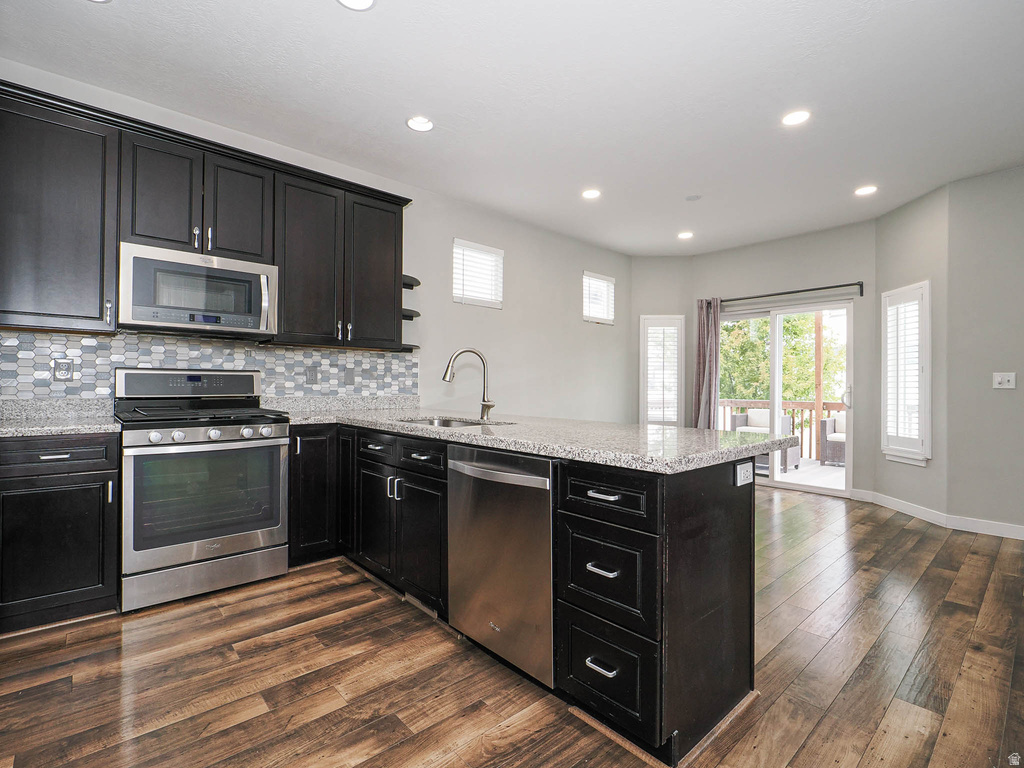 932 W FREEDOM WAY Bluffdale, UT 84065