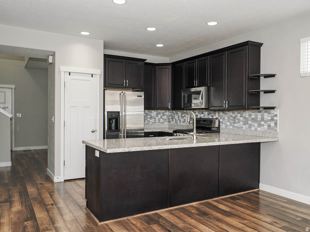 932 W FREEDOM WAY Bluffdale, UT 84065