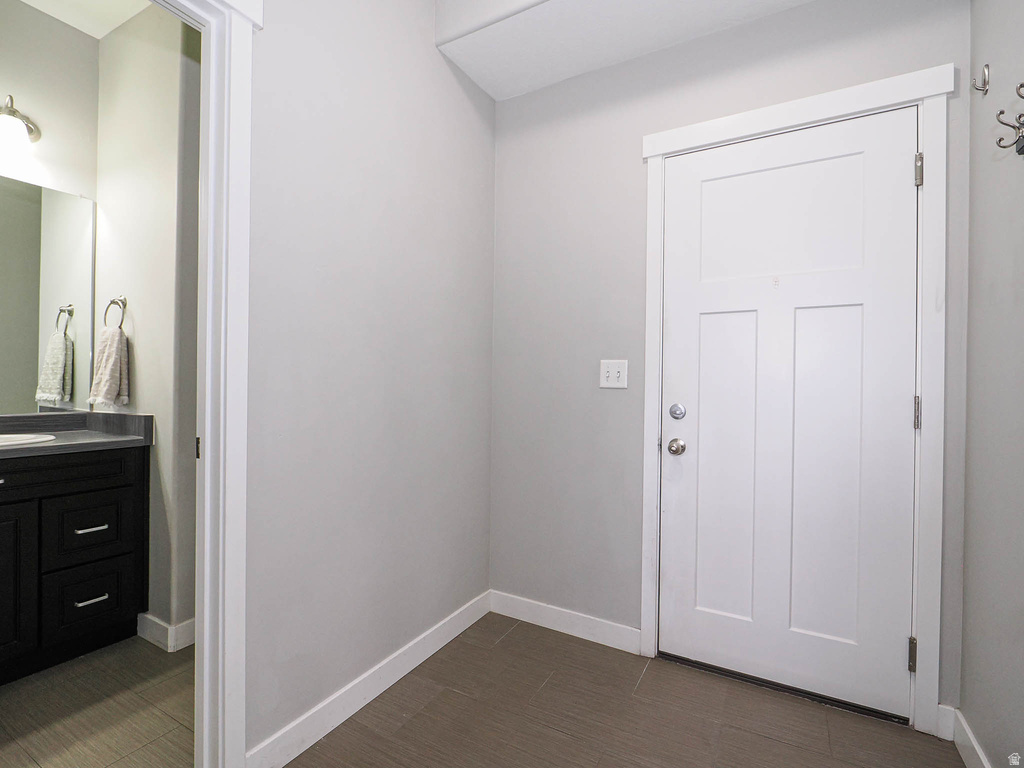 932 W FREEDOM WAY Bluffdale, UT 84065