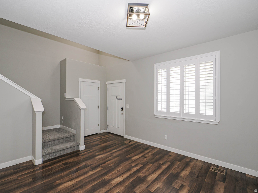 932 W FREEDOM WAY Bluffdale, UT 84065