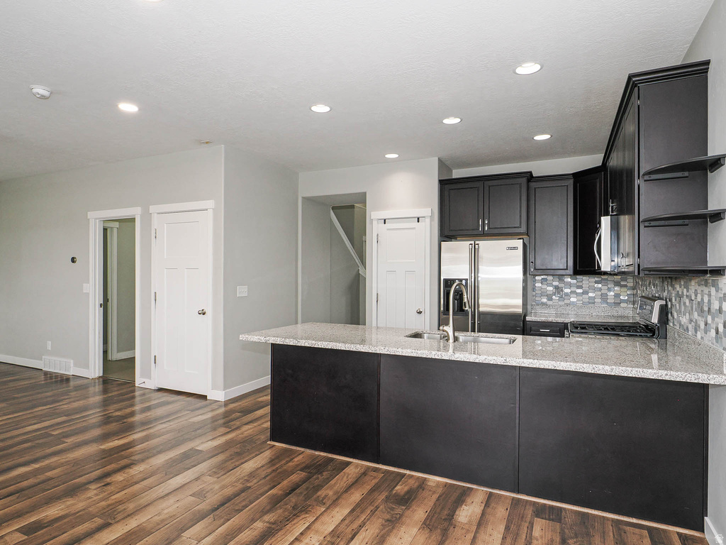 932 W FREEDOM WAY Bluffdale, UT 84065