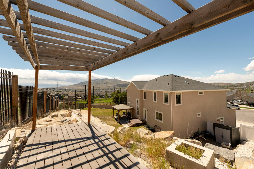 4061 E BARTON CREEK DR Eagle Mountain, UT 84005