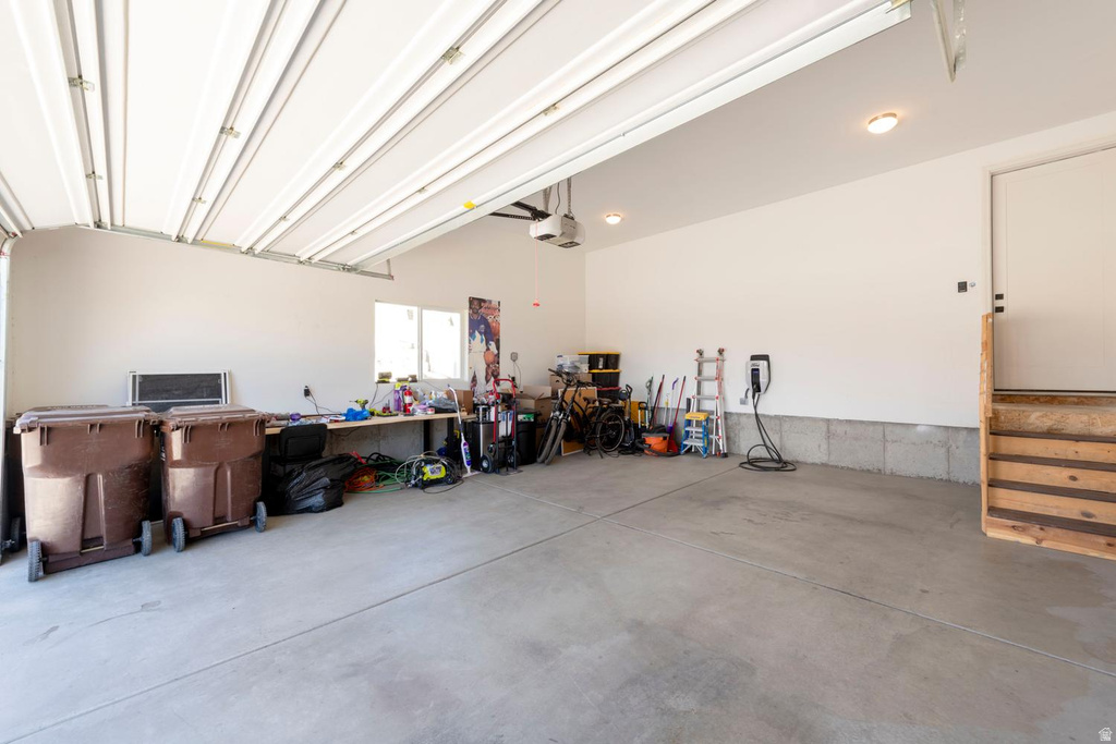 4061 E BARTON CREEK DR Eagle Mountain, UT 84005